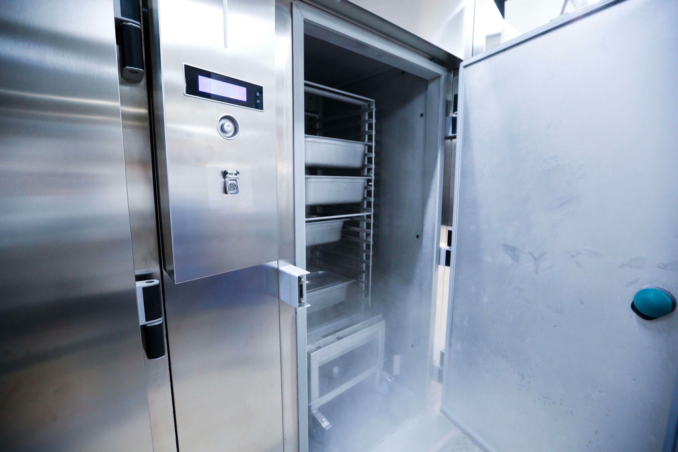 Temperature and Humidity Monitoring for Commercial Refrigerators and  Freezers - NIST Certifiable with 0.1C Accuracy - Automate Compliance Logs  and